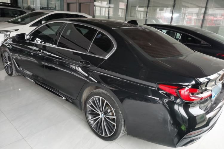 Used BMW 5 Series 2022 Second Facelift 530Li Leading Edition M Sport Package
