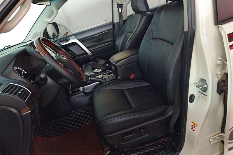 Used Toyota Prado 2018 3.5L Automatic TX
