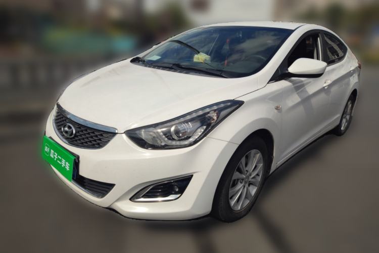 Used Hyundai Elantra (5th Generation / Langdong) 2016 1.6L Automatic Smart Version