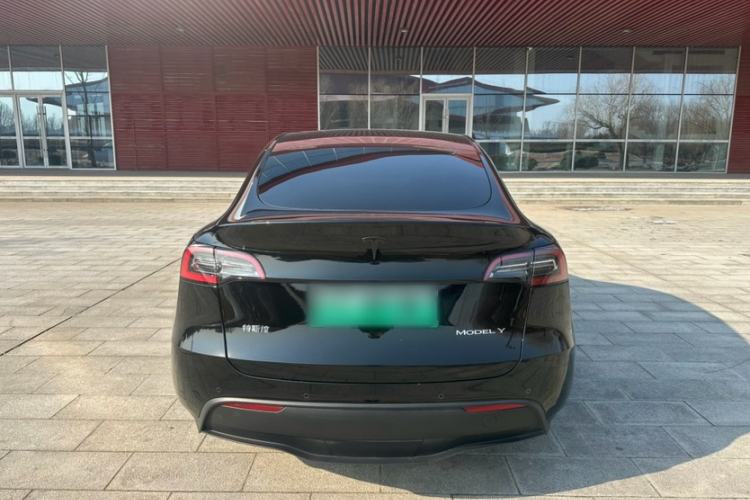 Used Tesla Model Y 2023 Rear-Wheel-Drive Version