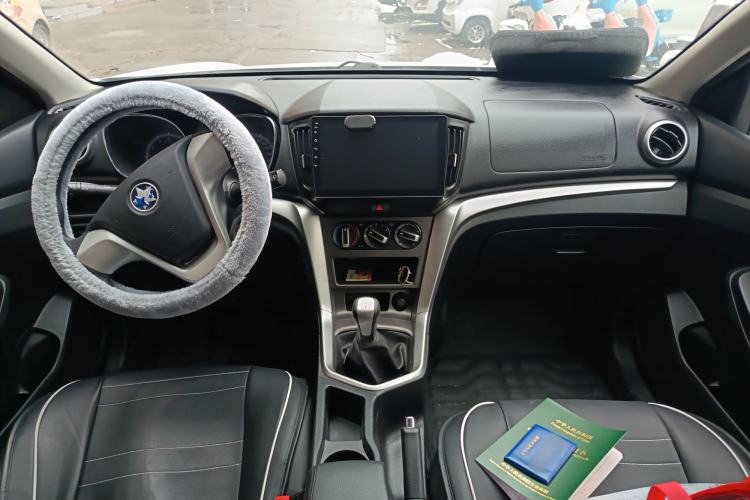 Used Venucia T70 2015 1.6L Manual Ruixing Edition