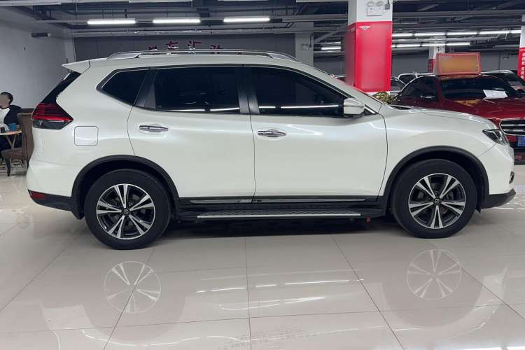 Used Nissan X-Trail 2019 2.5L CVT Smart Connect Luxury Edition 4WD