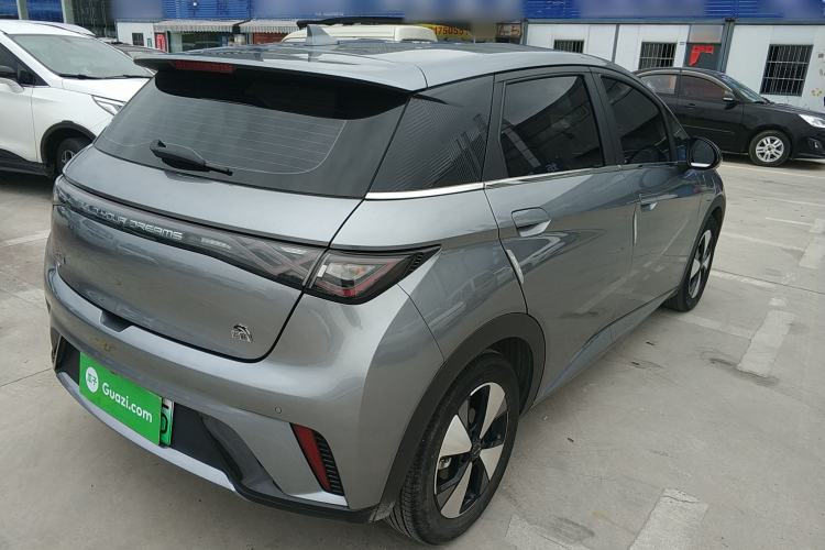 Used BYD Dolphin 2023 420 km Free Version
