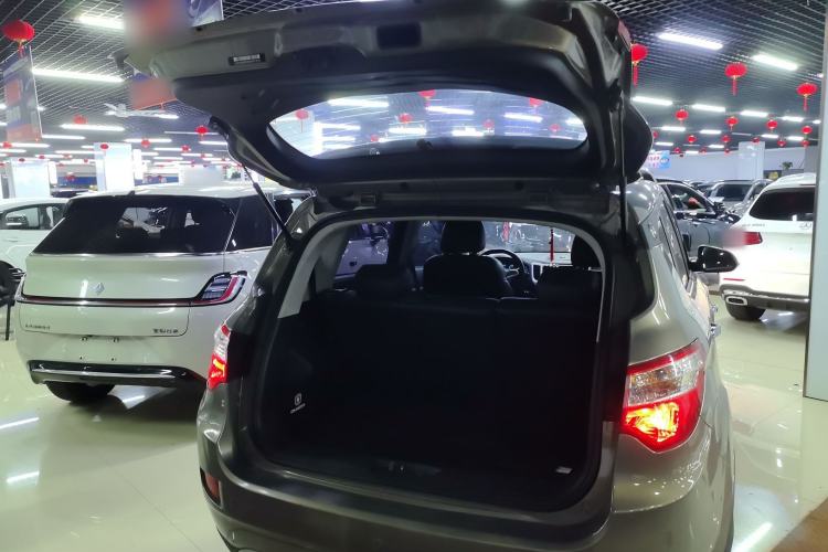 Used CHANGAN CS35 2015 1.6L Automatic Luxury Model China IV Standard
