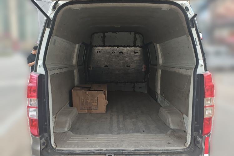 Used Jinbei New Hiace X30L 