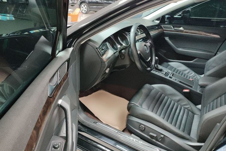 Used Volkswagen Magotan 2019 330TSI DSG Luxury Version China VI Standard
