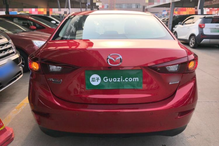 Used Mazda 3 Axela 2016 Sedan 1.5L Automatic Luxury Model
