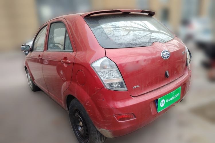 Used FAW Weizhi V2 2010 1.3L Manual Luxury Version
