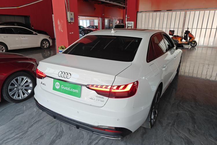Used Audi A4L 2022 40 TFSI Luxury Dynamic Model