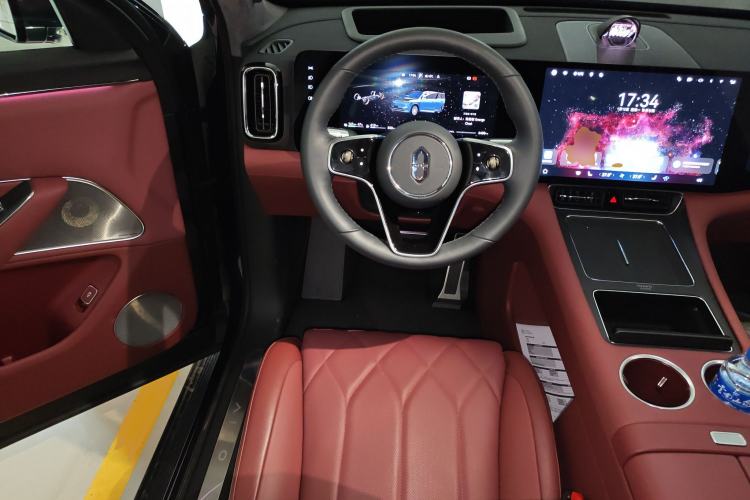 Used Hima AITO M8 2025 Extended-Range Ultra Version 53.4 kWh 5-Seater Edition
