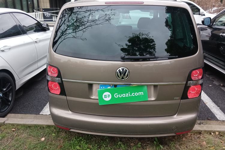 Used Volkswagen Touran 2015 1.4T DSG Luxury Edition 5-Seater Rear