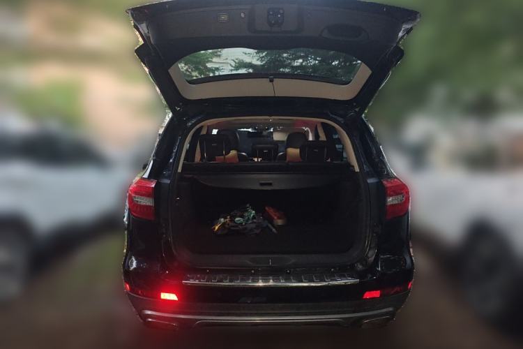 Used Haval H8 2017 2.0T Gasoline 4x4 Smart Enjoyment Version