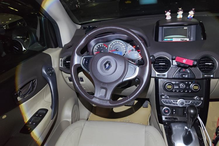 Used Renault Koleos 2012 2.5L 4x4 Comfort Edition with Navigation