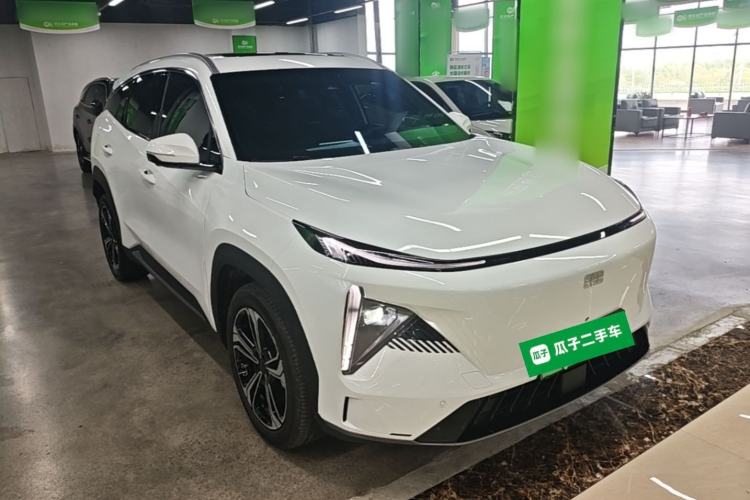 Used Geely Galaxy L7 2023 1.5T 115 km PLUS Front Right 45 Deg