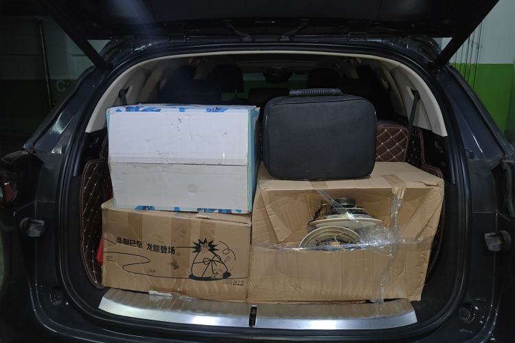 Used BYD Tang New Energy 2018 DM 2.0T All-Wheel Drive Smart Connect Elite 7-Seater China V Emission Standard