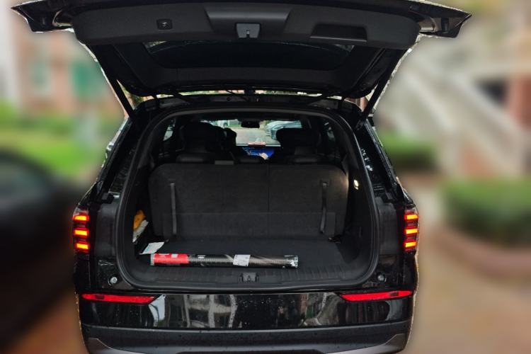 Used Ford Edge 2023 Ford Explorer L 2.0T EcoBoost Two-Wheel Drive 7-Seater Luxury Model