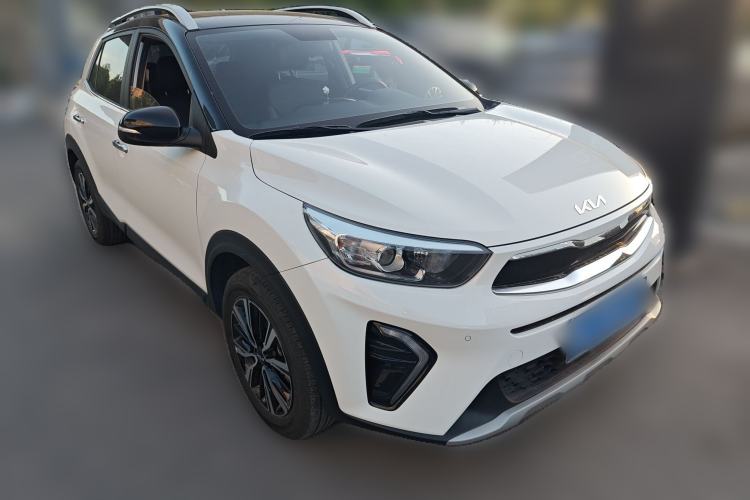 Used Kia kx1 Stonic 2021 1.4L CVT Sunroof Model Front Right 45 Deg