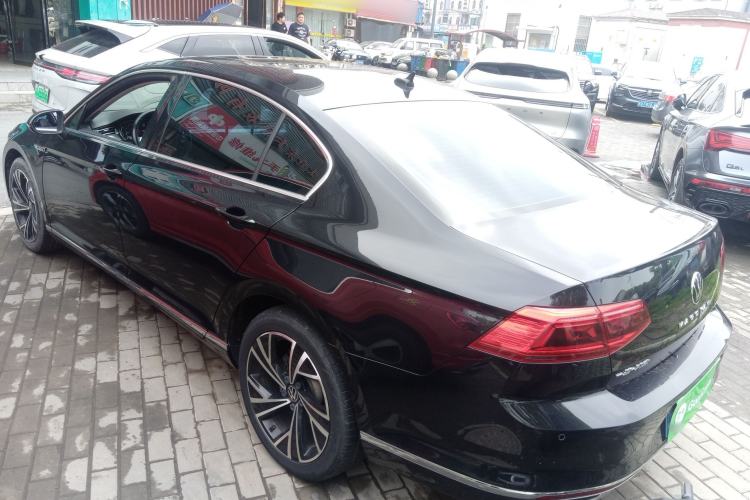 Used Volkswagen Magotan 2020 330TSI DSG Luxury Edition Rear Left 45 Deg