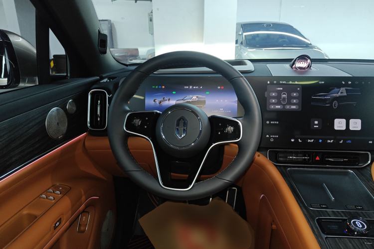 Used Hima AITO M9 2025 All-Electric Ultra Version 100 kWh 5-Seater Model Steering Wheel