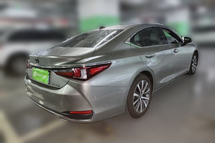 Used Lexus ES 2018 200 Excellence Edition China V Standard
