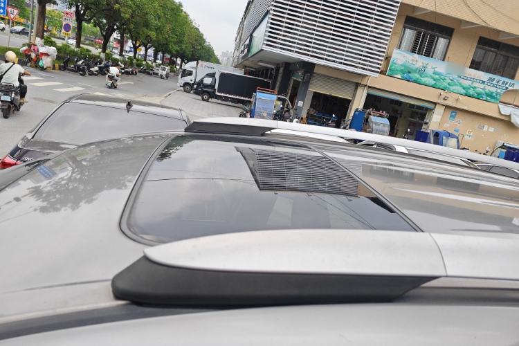 Used Toyota RAV4 2019 2.0L CVT Two-Wheel Drive Fashion X Limited Edition China VI Standard
