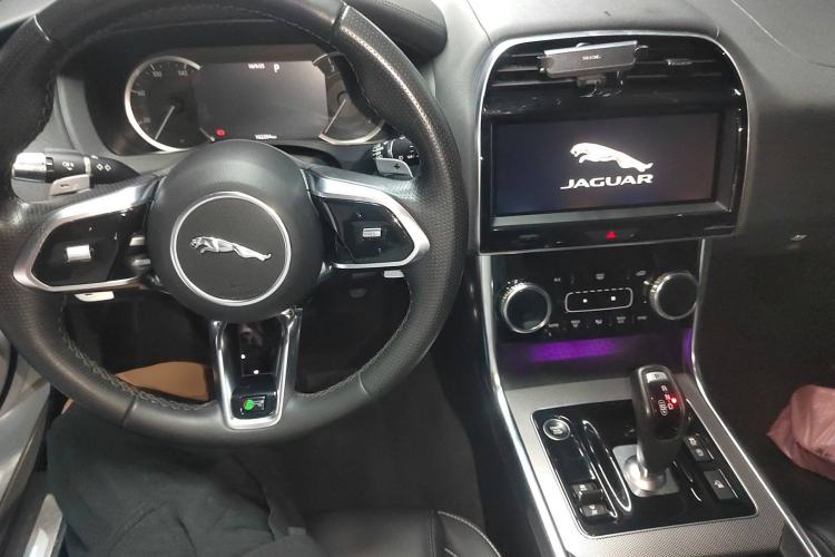 Used Jaguar XEL 2020 2.0T 200PS R-DYNAMIC Youth Sports Edition