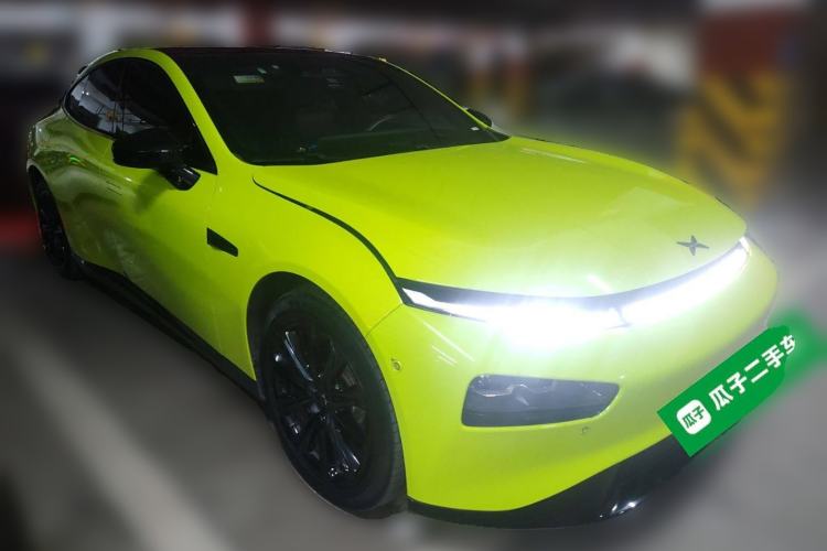 Used XPeng P7 2021 562E Pengyi Performance Edition Front Right 45 Deg