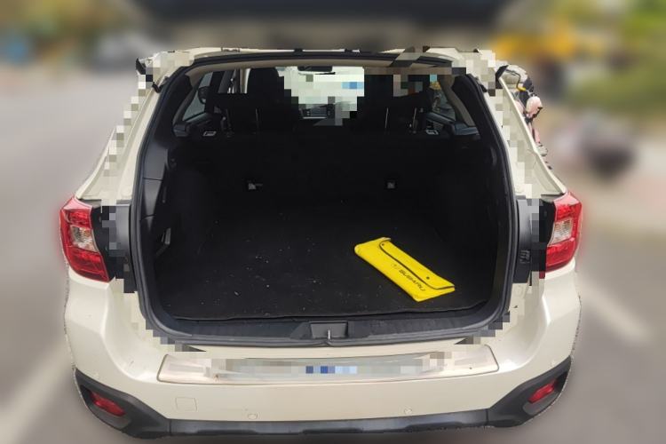 Used Subaru Outback 2015 2.5i Classic Edition Trunk