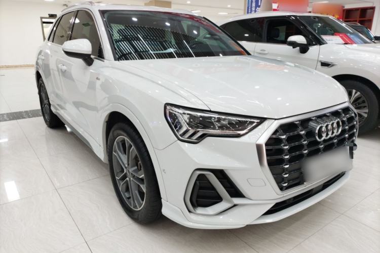 Used Audi Q3 2021 40 TFSI Fashion Dynamic Model