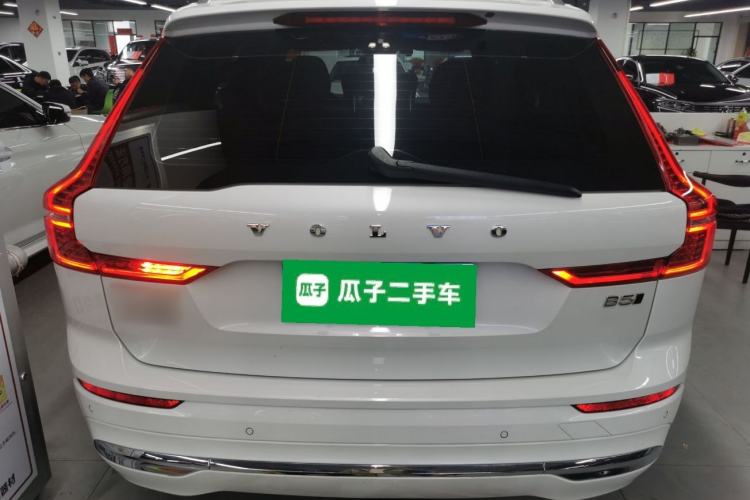 Used Volvo XC60 2022 B5 4x4 Zhiyi Luxury Edition
