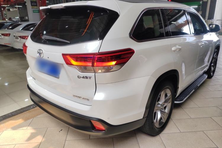 Used Toyota Highlander 2018 2.0T Four-Wheel Drive Prestige Version 7 Seats China VI Standard Rear Right 45 Deg