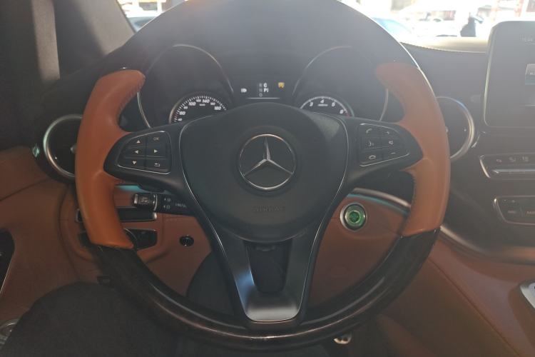 Used Mercedes-Benz V-Class 2018 V 260 L Prestige Extended Version China VI
