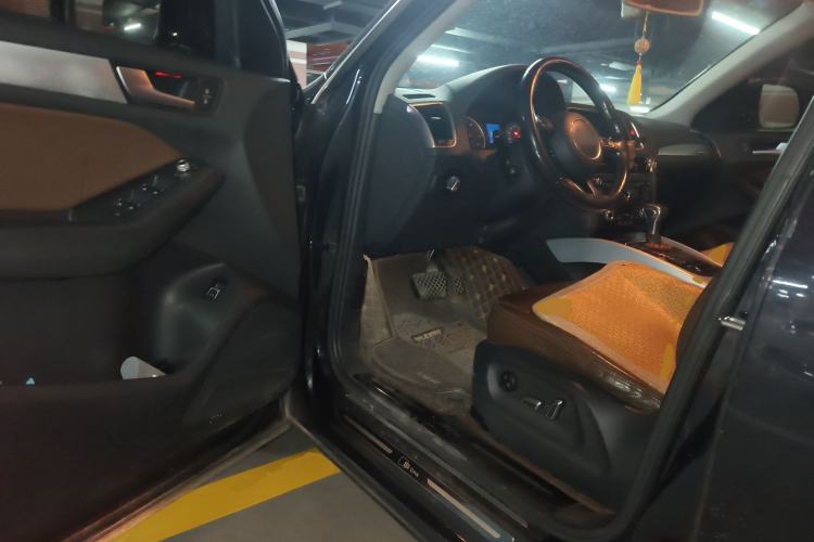 Used Audi Q5 2016 40 TFSI Technology Edition Driver Seat