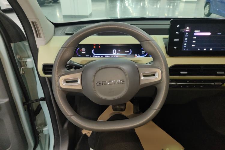 Used Geely Galaxy Panda 2023 Panda Mini 200km Endurance Bear