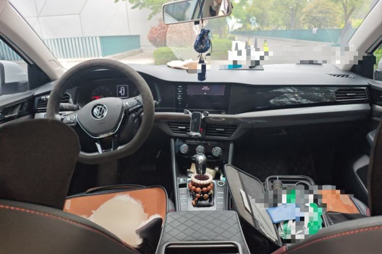 Used Volkswagen Bora 2021 280TSI DSG Elite Smart Connectivity Version Center Console