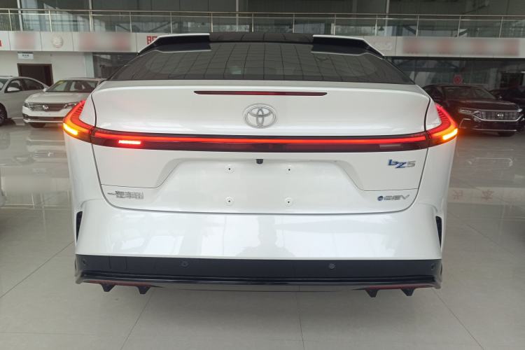 Used Toyota bZ5 2025 Model 550 JOY
