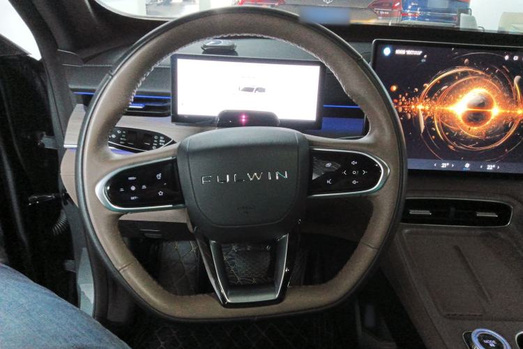 Used Fengyun T8 2025 1.5T 130km Deluxe Version 5 Seats Steering Wheel