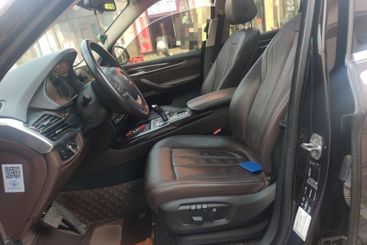 Used BMW X5 2018 xDrive28i
