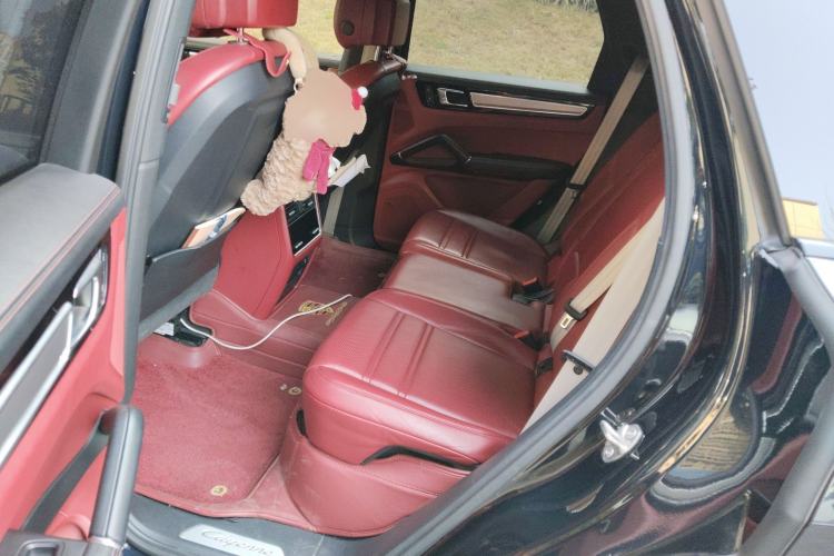 Used Porsche Cayenne 2023 Cayenne 3.0T Platinum Edition
