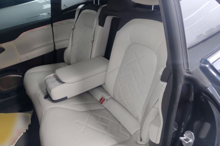 Used Nio ET7 2022 100kWh First Edition Left Rear Seat