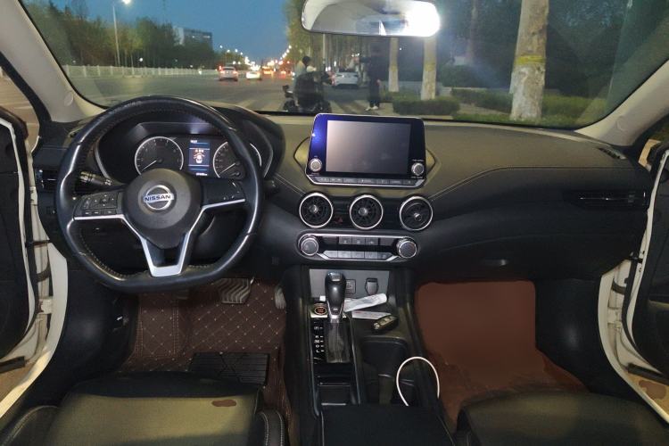 Used Nissan Sylphy 2020 1.6L XL CVT Enjoyment Edition Center Console