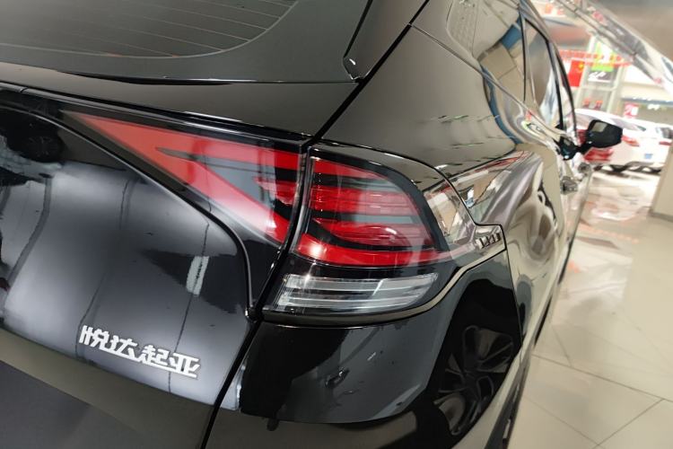 Used Kia Sportage (Chinese Domestic Model) 2025 2.0T Two-Wheel-Drive Prestige Edition