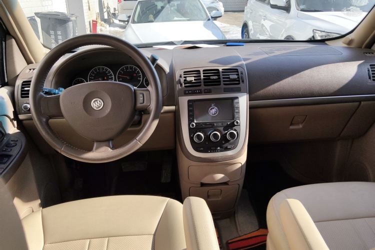 Used Buick GL8 2014 2.4L Classic Edition
