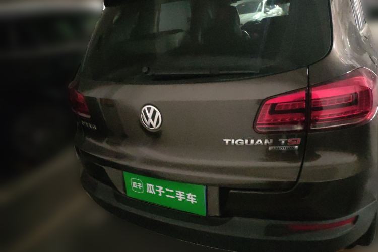 Used Volkswagen Tiguan 2015 1.8TSI Automatic All-Wheel-Drive Luxury Model
