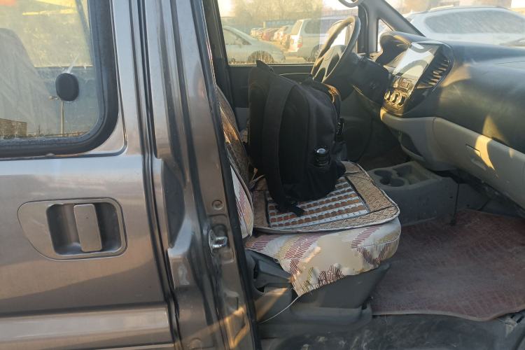 Used FORTHING Lingzhi 2015 V3 1.6L 7-Seater Standard Model