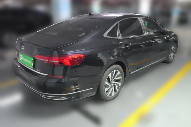 Used Volkswagen Passat New Energy 2020 430 PHEV Hybrid Luxury Edition China VI Standard Rear Right 45 Deg