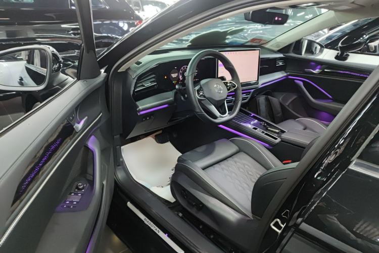 Used Volkswagen Magotan 2024 380TSI DSG Prestige Edition DaMai Package Driver Seat