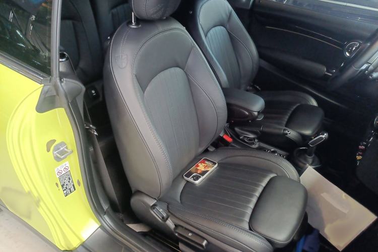 Used MINI MINI 2023 Second Facelift 2.0T COOPER S CABRIO Artist