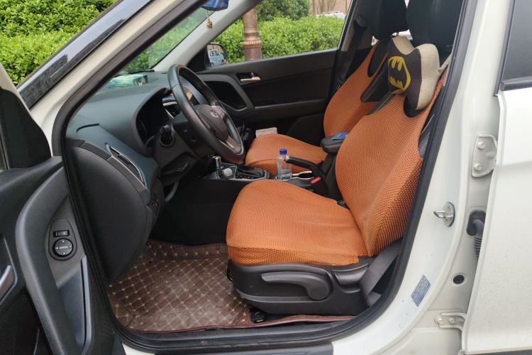 Used Hyundai ix25 2015 1.6L Automatic Two-Wheel Drive Smart GLS Trim Left Front Seat