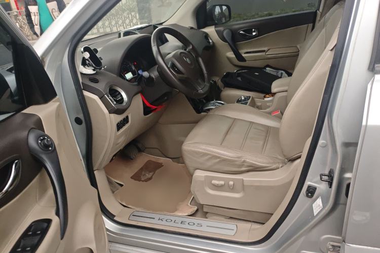 Used Renault Koleos 2012 2.5L 4x4 Comfort Edition with Navigation